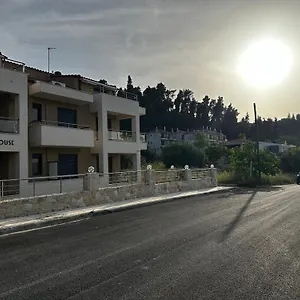 Lighthouse Κρυοπηγή
