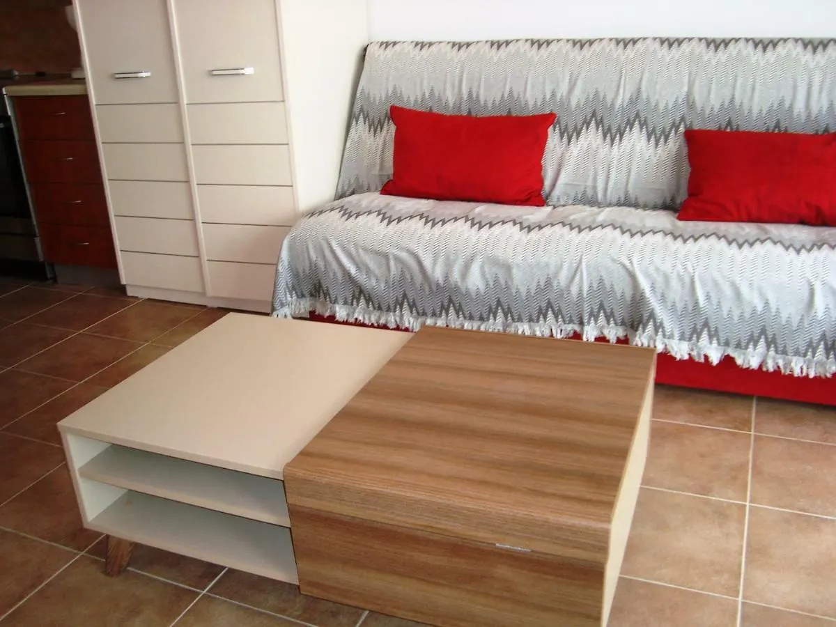 Apartment For Family Kriopigi